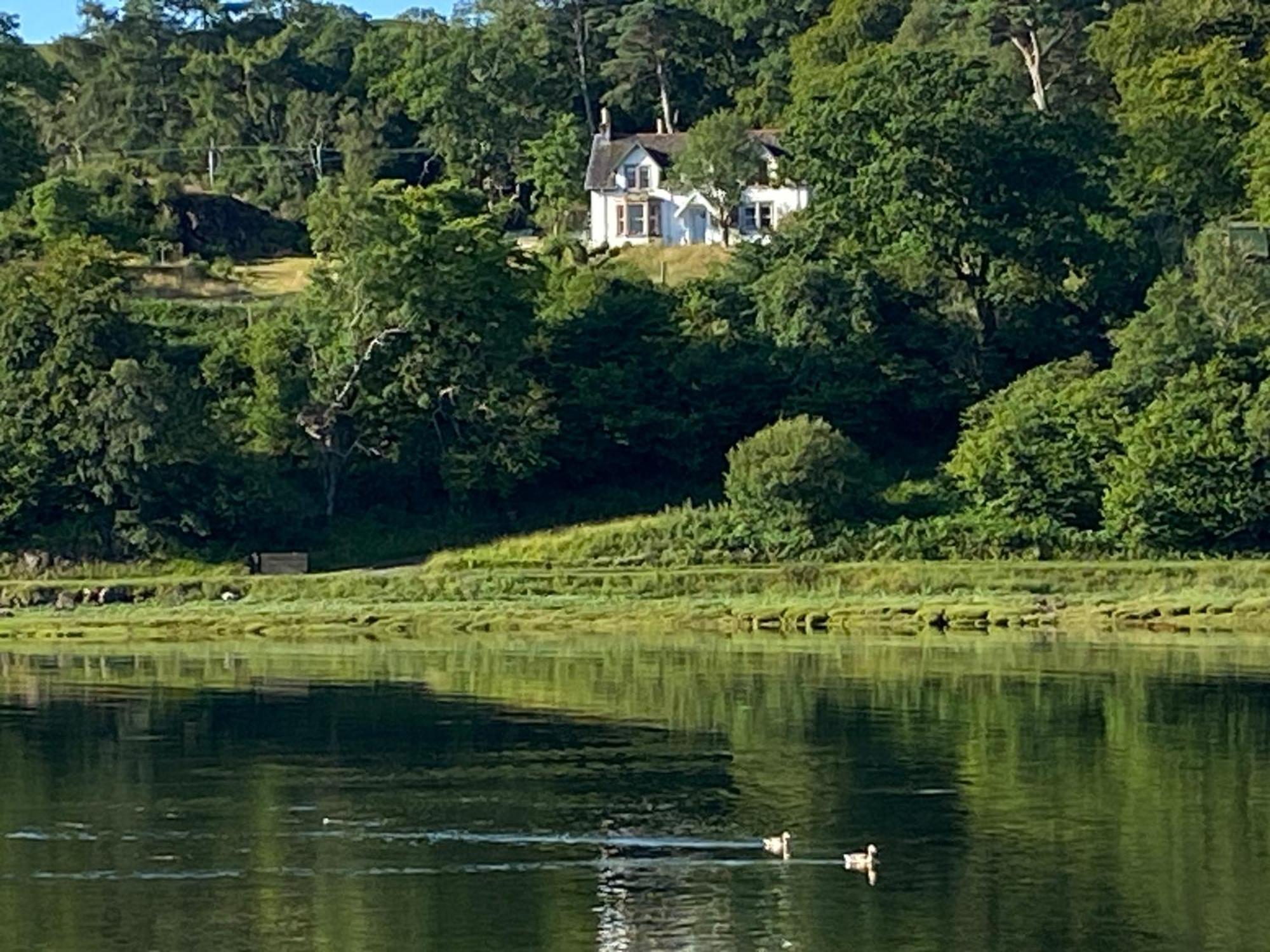 Glenaros Lodge Salen  Екстериор снимка