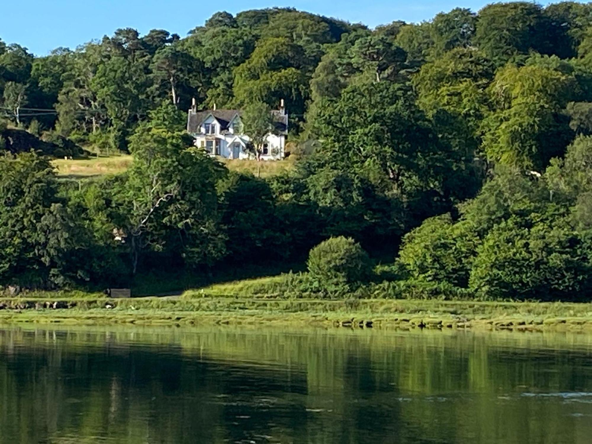Glenaros Lodge Salen  Екстериор снимка